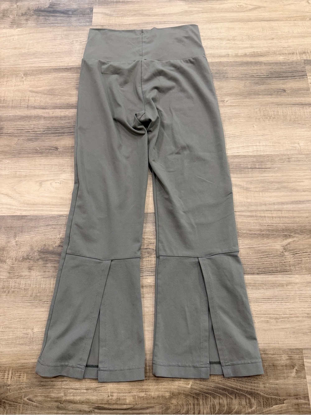 prAna Women’s Gray Split Flare Yoga Pants Waist Size Small